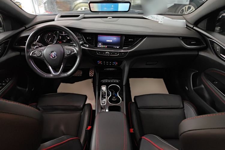 Used Buick Regal 2020 GS 28T Prestige Model