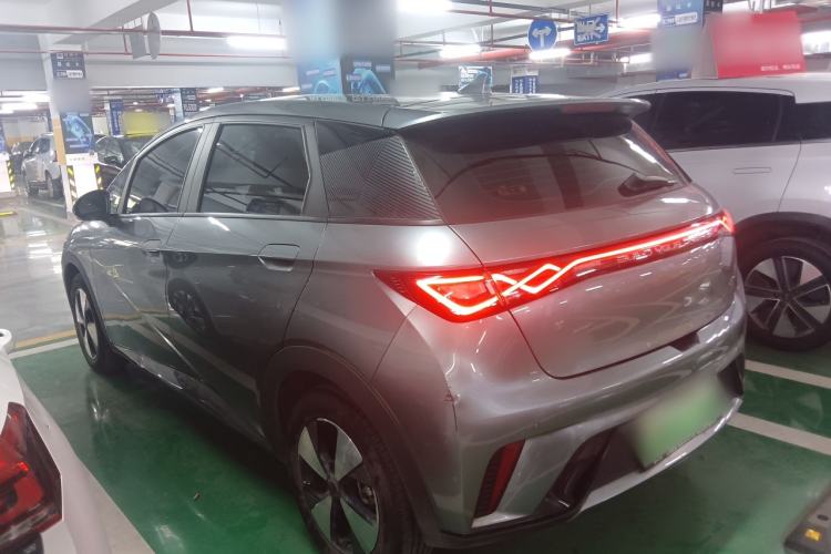 Used BYD Dolphin 2023 420 km Free Version

