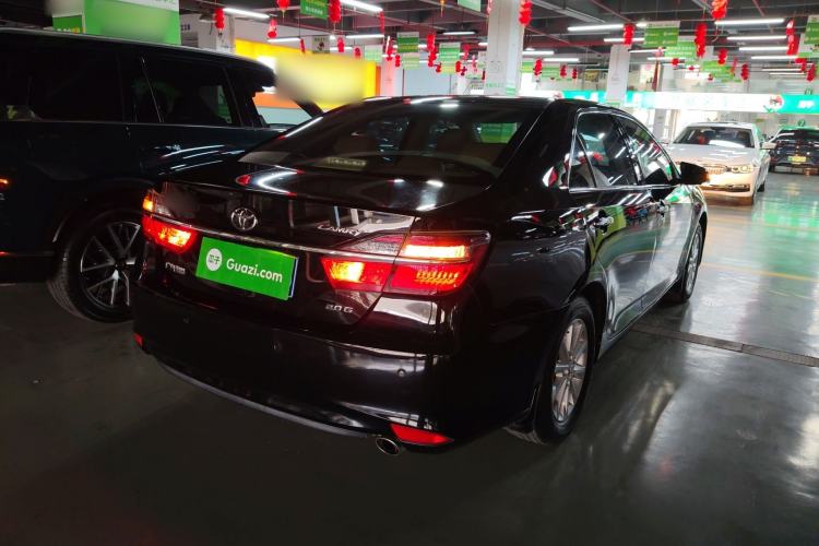 Used Toyota Camry 2015 2.0G Premier Edition
