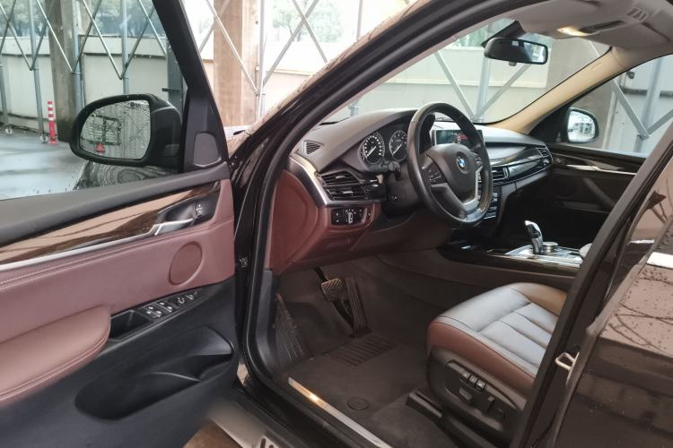 Used BMW X5 2014 xDrive35i Leading Model