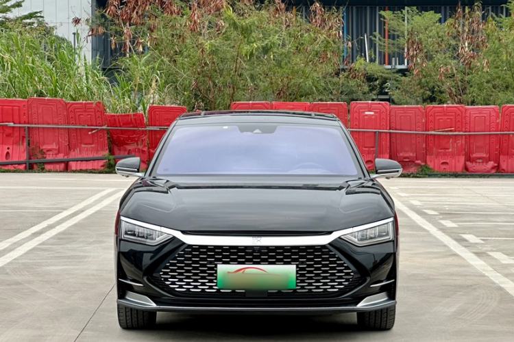 Used BYD Han 2020 DM Four-Wheel Drive Performance Edition Luxury Model Exterior 2