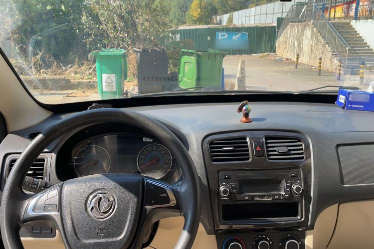 Used Dongfeng Fengon 370 2016 1.5L Manual Standard Edition SFG15-05 7 Seats