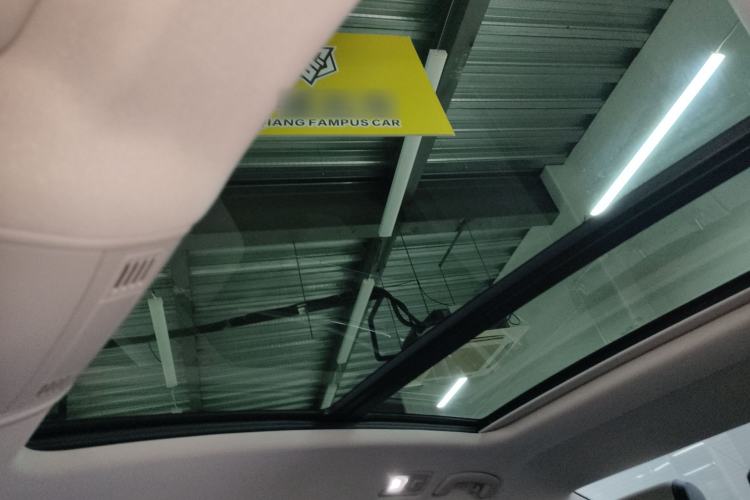 Used Volkswagen Magotan 2023 2 Million Units Commemorative Edition 330TSI DSG Luxury Version Headliner