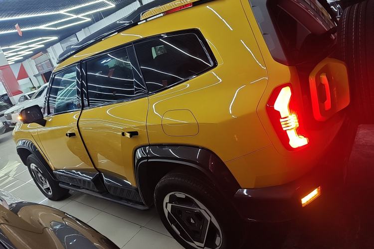 Used Deepal G318 2025 Worry-Free Adventure Edition Four-Wheel Drive Secret Realm Version
