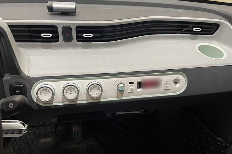 Used Wuling Hongguang MINIEV 2022 Macaron Premium Model – Lithium Iron Phosphate