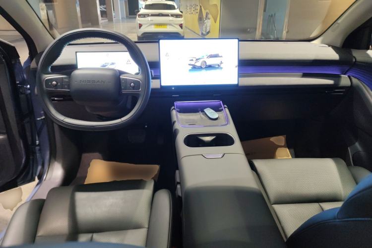 Used Nissan N6 2026 Model 180 Max Center Console