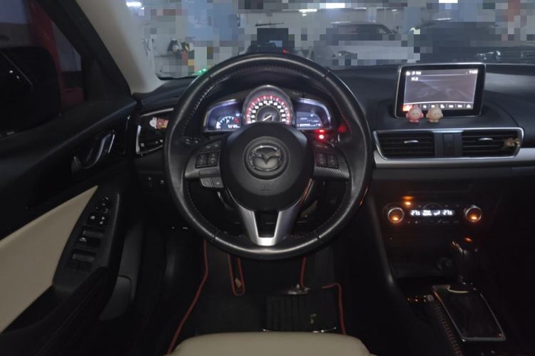 Used Mazda 3 Axela 2014 Sedan 2.0L Automatic Sport Model
