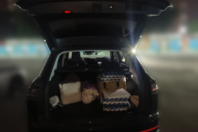 Used Volkswagen Tayron GTE Plug-in Hybrid 2023 280TSI Luxury Plus Advanced Edition Trunk