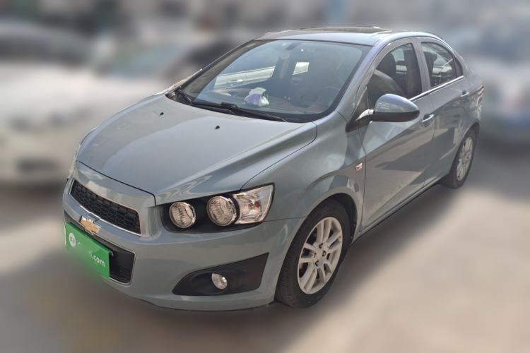 Used Chevrolet Aveo Sonic 2013 Sedan 1.6L AT SX Stylish Audio-Visual Edition