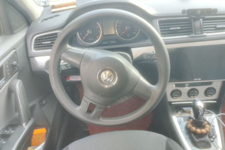 Used Volkswagen Lavida 2014 1.4 TSI DSG BlueMotion Technology Version