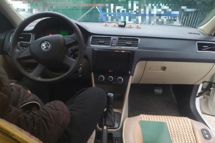 Used Skoda Rapid 2013 1.6L Automatic Smart Selection Model