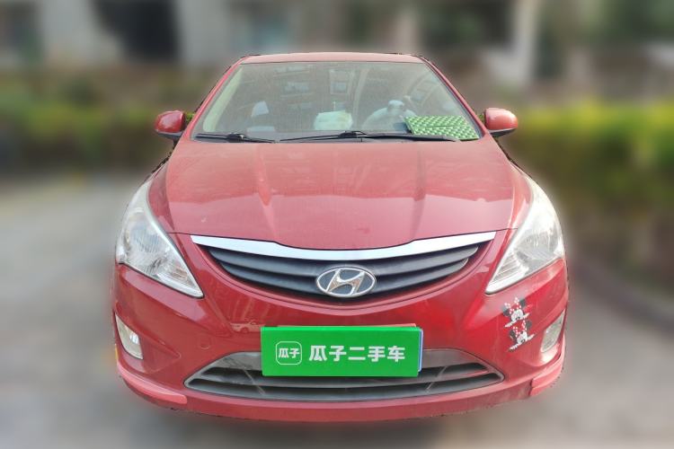 Used Hyundai Verna (older generation) 2010 Sedan 1.4L Manual Comfort GS Front