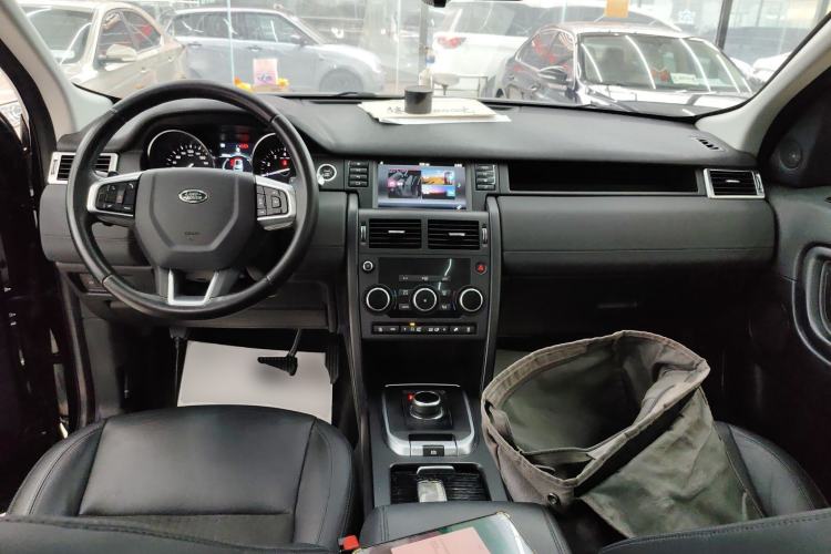 Used Land Rover Discovery Sport 2019 240 PS PURE Edition China VI Standard