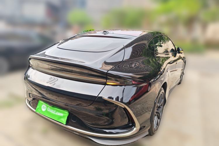 Used IM L6 2024 Max Extended-Range Version Rear Right 45 Deg