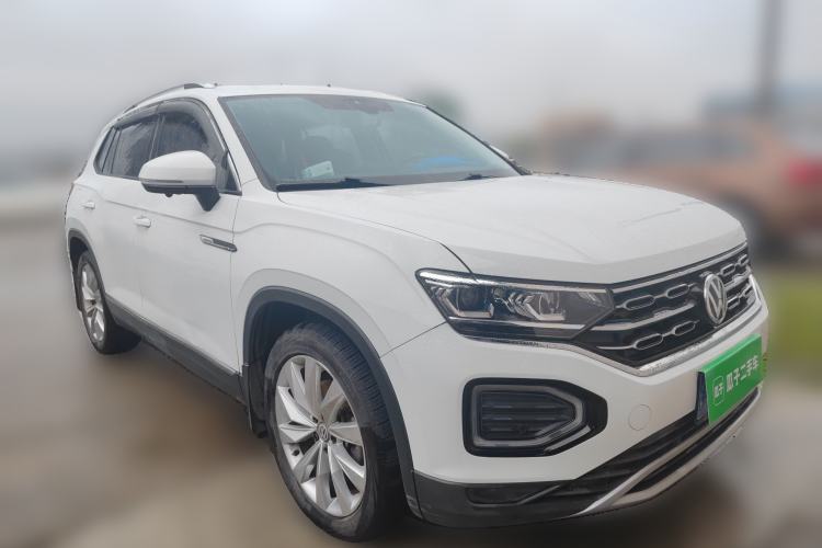 Used Volkswagen Tayron 2020 330TSI Two-Wheel Drive Luxury Connected Pro Edition Front Right 45 Deg