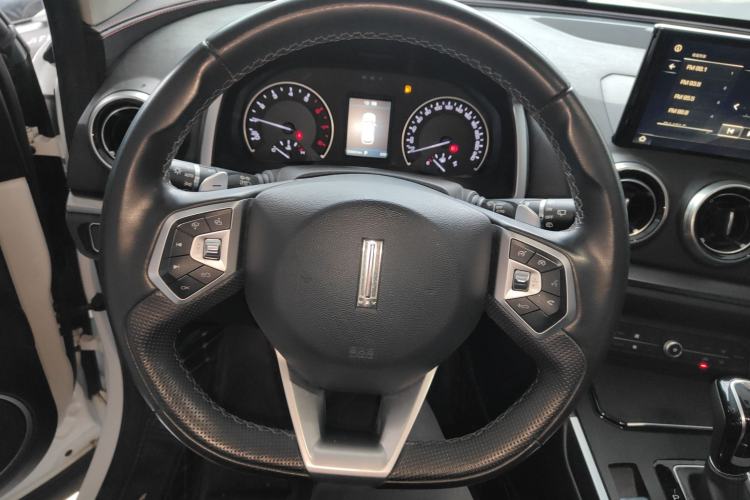 Used Wey VV5 2017 2.0T Ultra-Luxury Version
