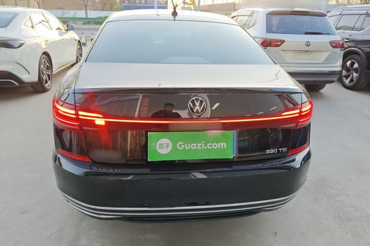 Used Volkswagen Passat 2022 330TSI Starry Luxury Edition
