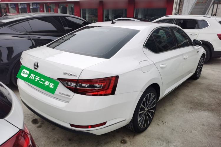 Used Skoda Superb 2016 TSI330 DSG Smart Drive Edition
