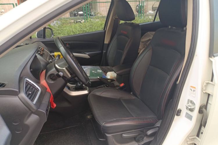 Used Suzuki S-Cross 2014 1.6L CVT Two-Wheel Drive Elite Version Left Front Seat