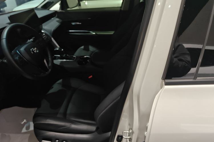 Used Toyota Venza 2023 2.0L CVT Two-Wheel Drive Prestige Version