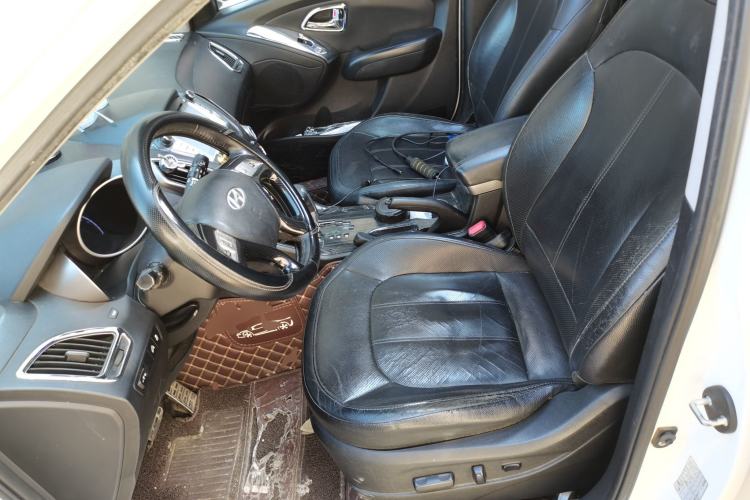 Used Hyundai ix35 2012 2.4L Automatic Two-Wheel Drive Prestige Edition GLS