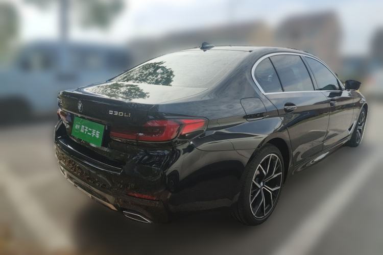 Used BMW 5 Series 2023 530Li Luxury Edition M Sport Package Rear Right 45 Deg