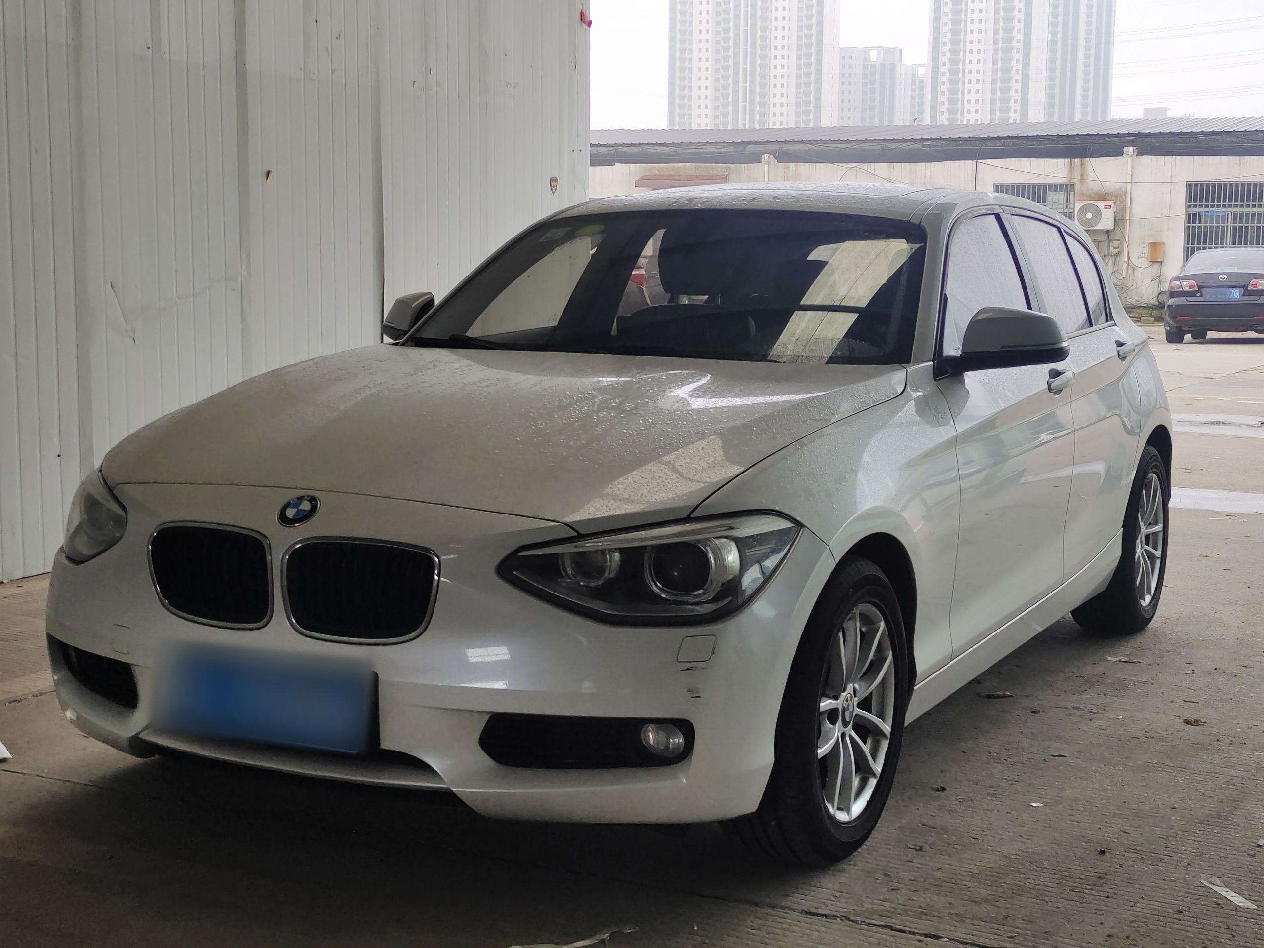 Parte inferior delantera