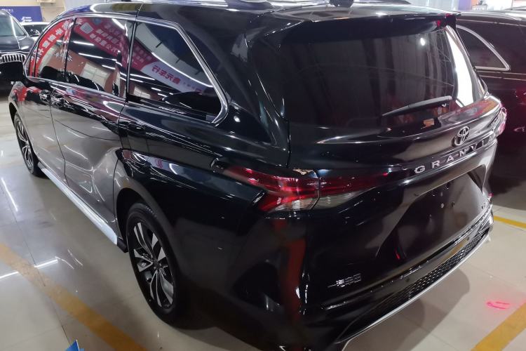 Used Toyota Granvia 2024 2.5L Hybrid Prestige PLUS Four-Wheel Drive Version Rear Left 45 Deg