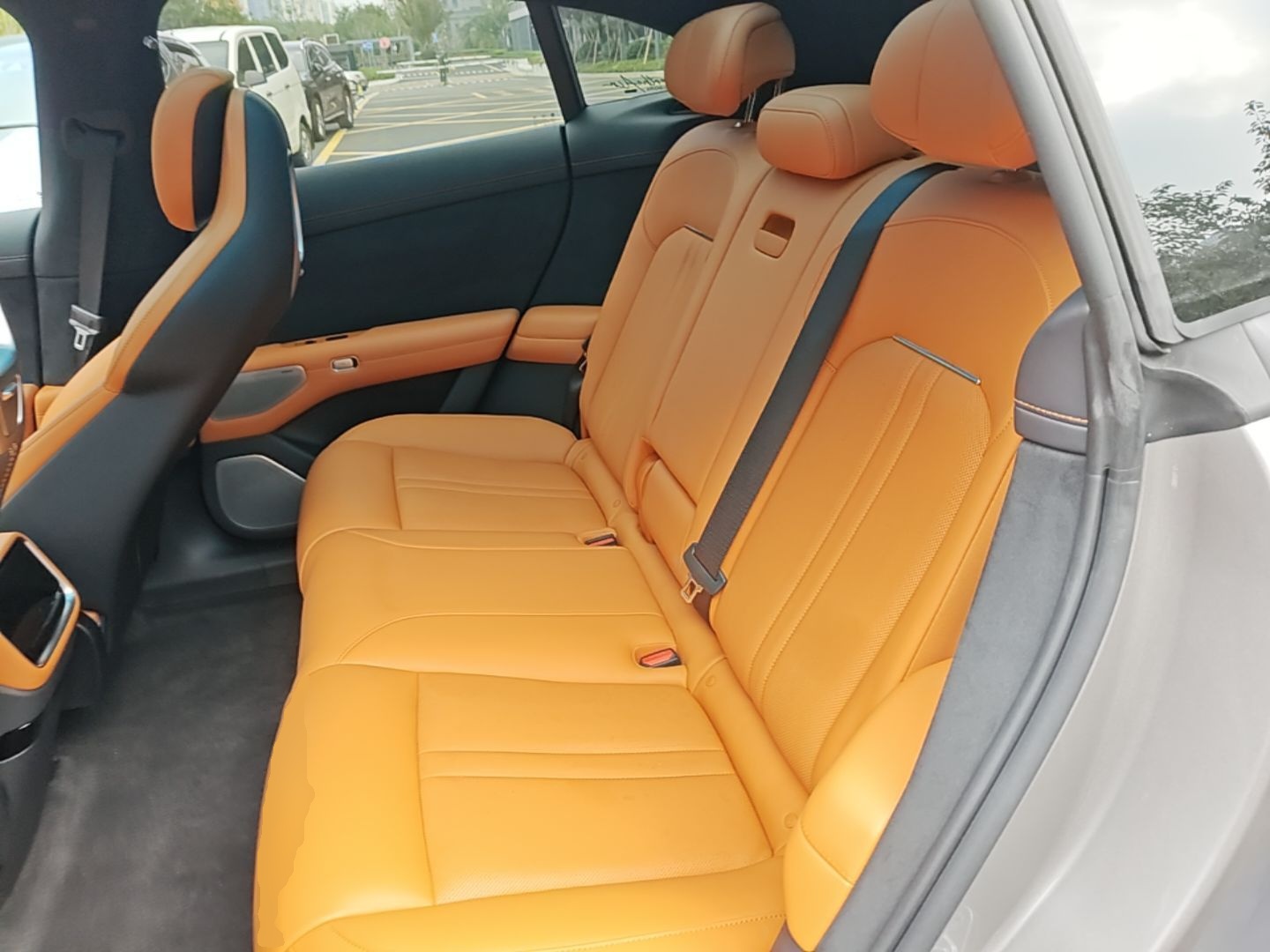 Xiaomi Auto YU7 2025 Ultra-Long Range High-Performance All-Wheel-Drive Max Edition — снимка 20