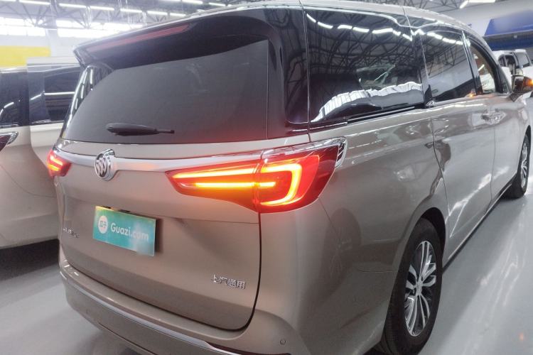 Used Buick GL8 2022 ES Landtrek 653T Comfort Edition