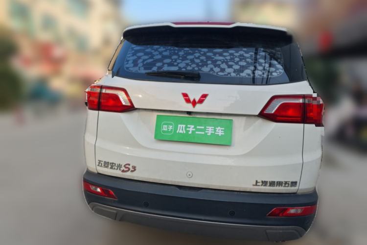 Used Wuling Hongguang S3 2018 1.5L Manual Luxury Model China V Standard
