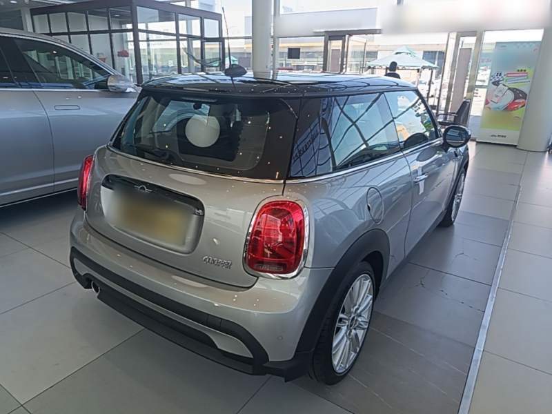 Used MINI 2023 Updated 1.5T COOPER Artist — 6