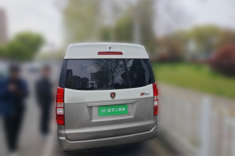 Used Jinbei New Hiace X30L 2024 Champion Edition Coach 5/6/7-Seater with Central Air Conditioning Rear