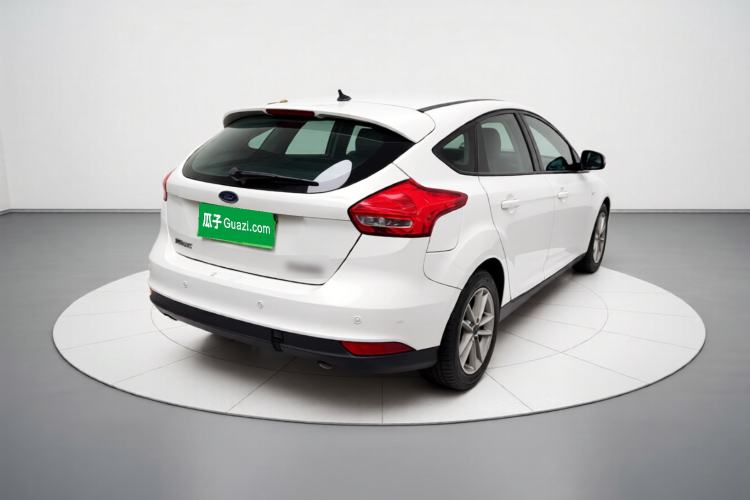 Used Ford Focus 2015 Hatchback 1.6L Automatic Fashion Edition
