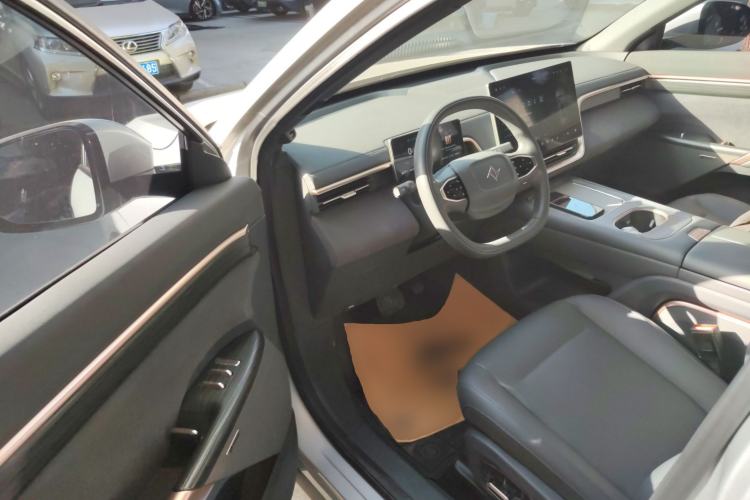 Used Dongfeng eπ eπ008 2024 210Max Range-Extended Version 6 Seats