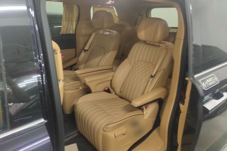 Used VOYAH Dream 2022 Low-Carbon Edition Dream+ Smart Enjoyment Package Left Rear Seat