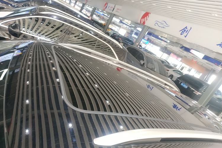 Used Volkswagen Tiguan L 2023 Restyled 330TSI Automatic Two-Wheel Drive R-Line Enhanced Comfort Version Roof