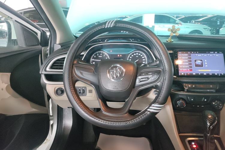 Used Buick GT 2019 15T Dual-Clutch Advanced Version China VI Standard Steering Wheel
