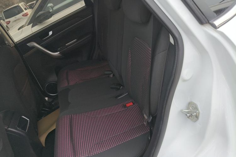 Used Haval M6 2018 Revised Version 1.5T DCT Two-Wheel Drive Urban Style
