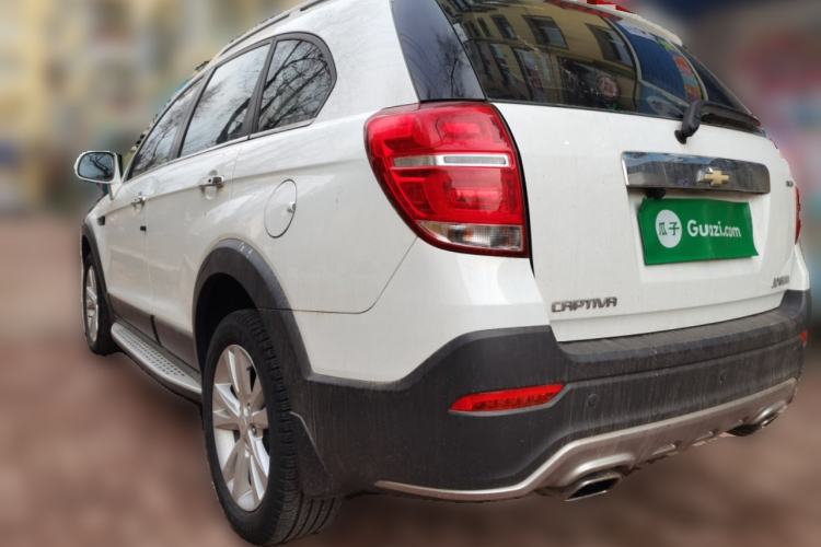 Used Chevrolet Captiva 2017 2.4L 4x4 Flagship Edition 7-Seater Rear Left 45 Deg