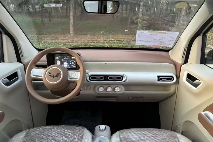 Used Wuling Hongguang MINIEV 2024 3rd Generation 215km Youth Edition