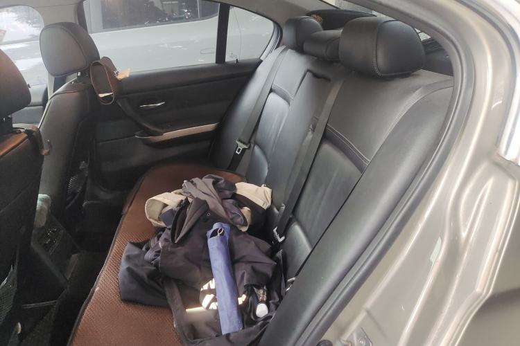 Used BMW 3 Series 2010 320i Luxury Edition
