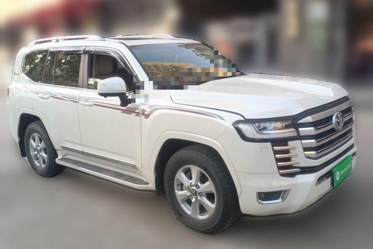 Used Toyota Land Cruiser  Front Right 45 Deg