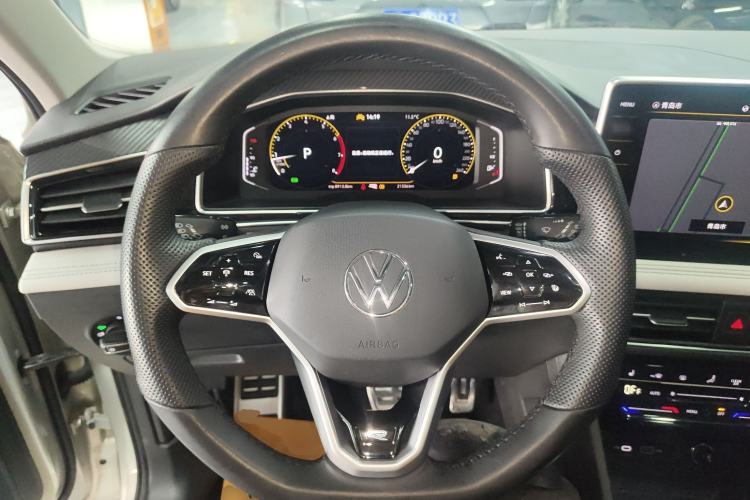 Used Volkswagen Tiguan L 2023 330TSI Automatic Two-Wheel Drive R-Line Enjoyment Edition
