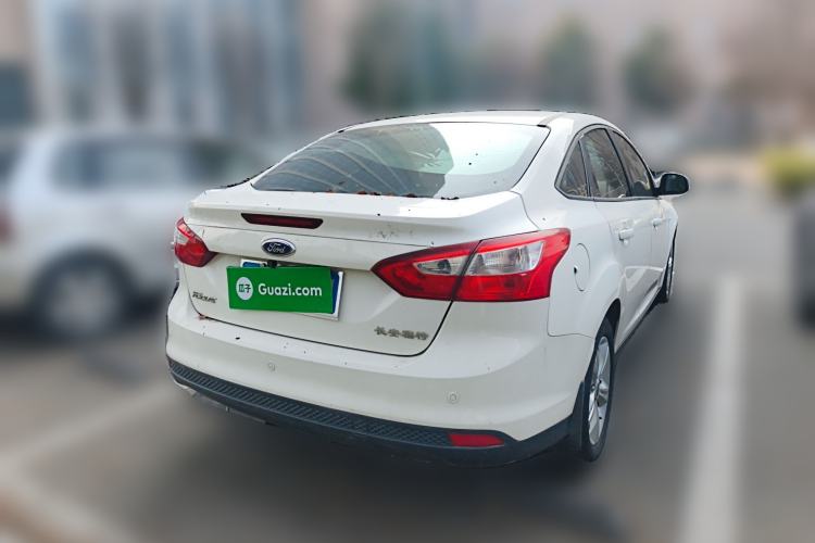 Used Ford Focus 2012 Sedan 1.6L Automatic Fashion Edition