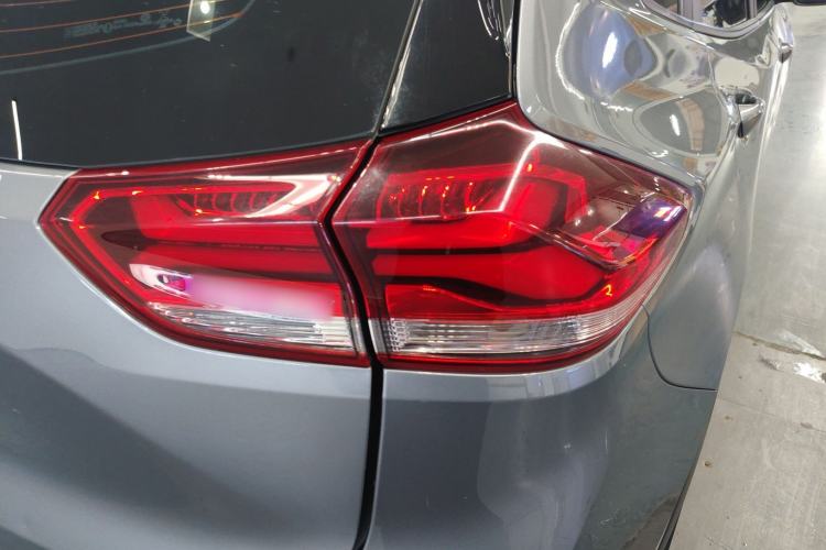 Used Chevrolet Trax 2021 Redline 335T CVT Top-Tier Model China VI Standard
