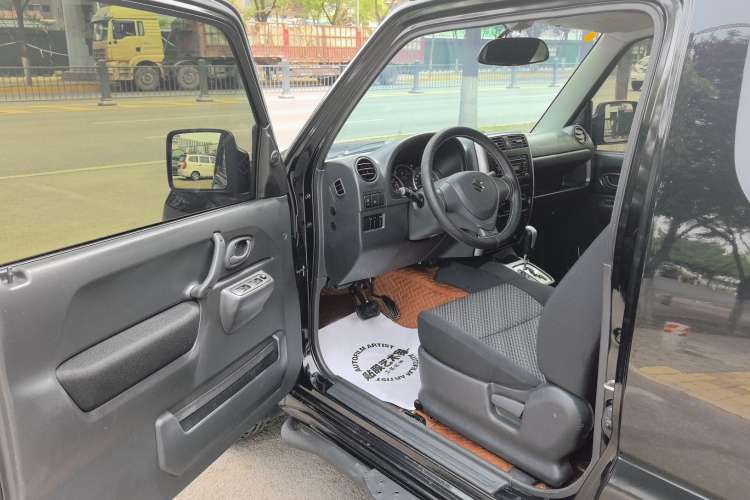 Used Suzuki Jimny 2015 1.3 AT JLX