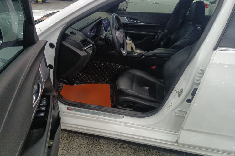 Used Cadillac CT4 2022 28T Luxury Edition Driver Seat