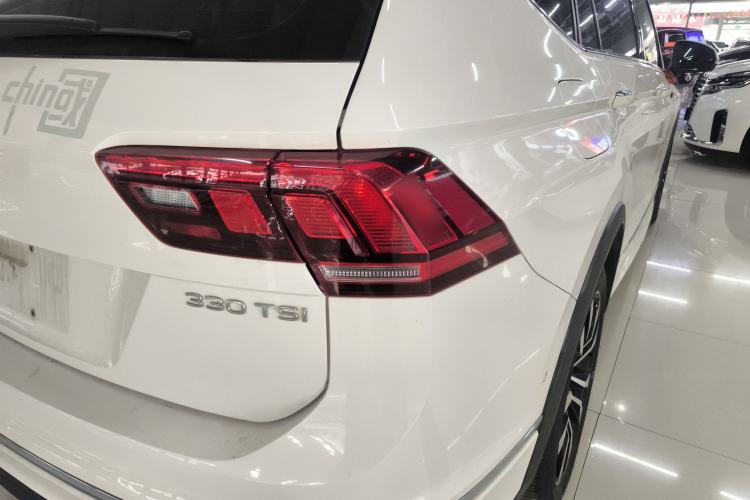 Used Volkswagen Tiguan L 2021 330TSI Automatic Two-Wheel Drive R-Line Enhanced Edition
