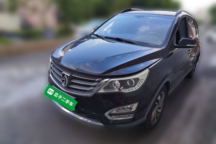 Used Baojun 560 2015 1.8L manual luxury version